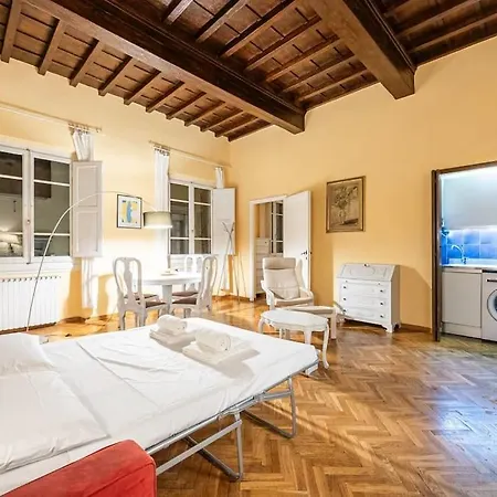 Apartman Historic Centre Elegant